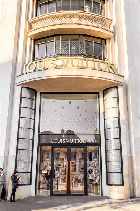 tips for buying louis vuitton in paris|louis vuitton store paris france.